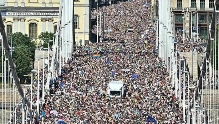 Desetine hiljada Mađara učestvovali na Prideu u Budimpešti uprkos zabrani