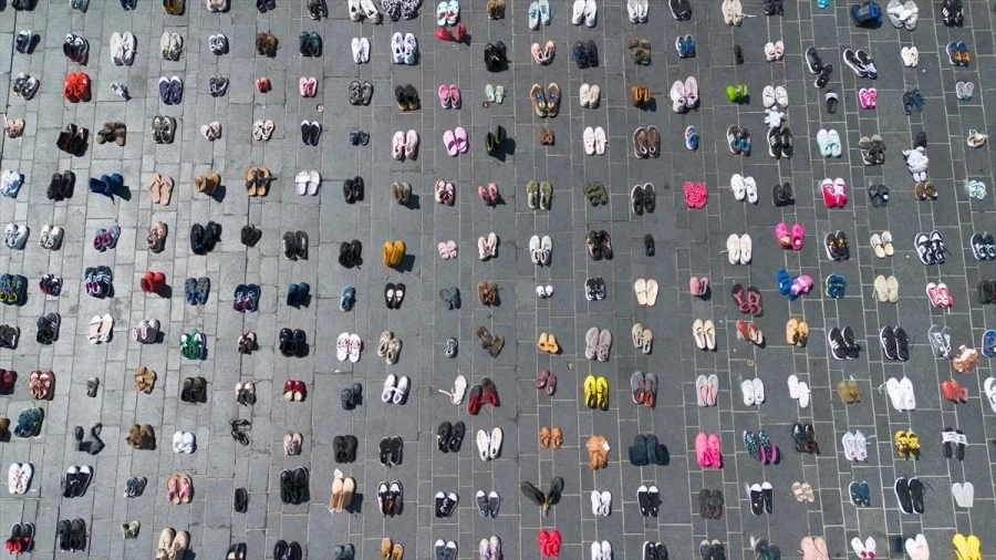 Hiljade Cipela Za Palestinsku Djecu