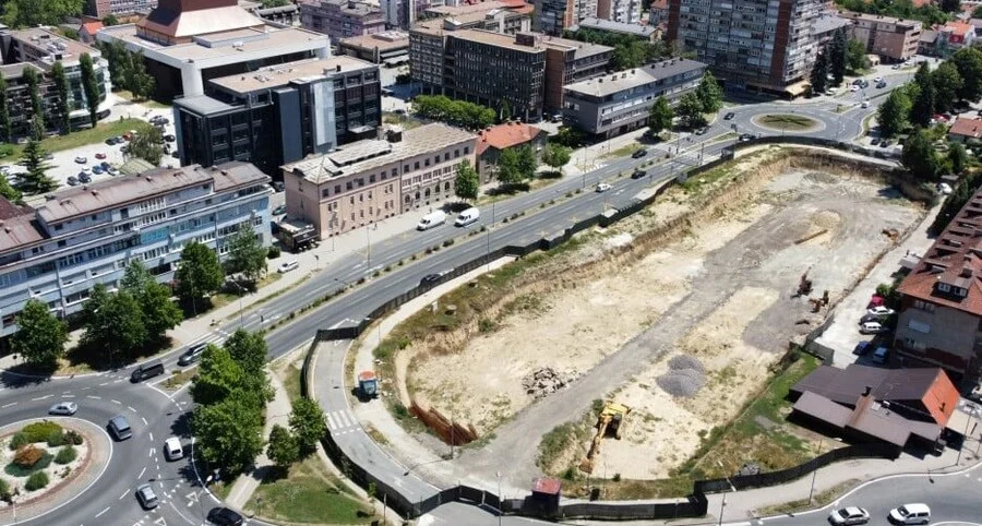 Zaustavljena gradnja stambenog kompleksa u Zenici vrijednosti 100 miliona KM