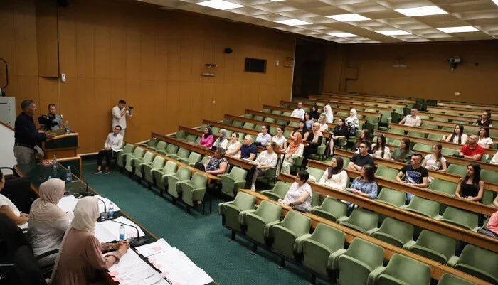 Gradonačelnik Zenice upriličio prijem za 55 volontera u Gradskoj upravi i javnim preduzećima (FOTO)