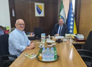 Ministar Šibonjić ugostio akademika Planjca
