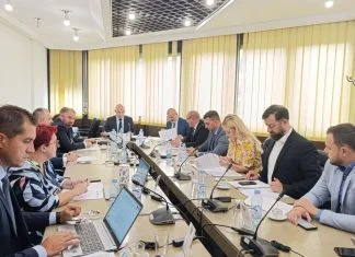 Vlada ZDK izdvojila 700.000 KM za industrijske zone te 638.000 KM za projekte zelene energije Vlada ZDK 90. Sjednica