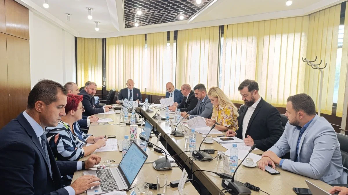 Vlada ZDK 90. Sjednica