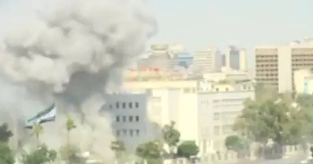 Izrael bombardovao Damask, pogođena zgrada sirijskog ministarstva odbrane (VIDEO)