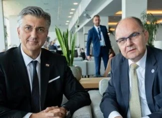 Schmidt Ucestvovao Na Dubrovnik