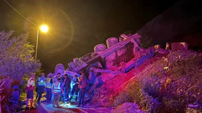 Prevrnuo Se Kamion 5c