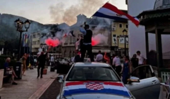 Svadbena Kolona U Jajcu