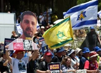 Hiljade ljudi na protestima u Tel Avivu protiv namjere izraelske vlade da proširi rat u Gazi Tel Aviv