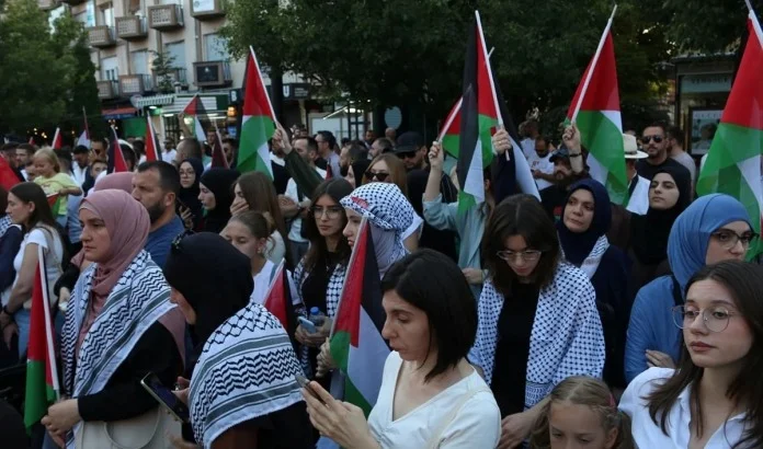 Na protestu u Prištini osuđeno nasilje i teror nad palestinskim narodom