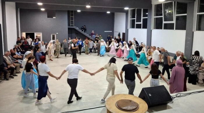 Mostovi prijateljstva i Filigran u povratničkom naselju Liplje: Kultura kao most zajedništva