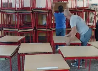 Nova oprema za četiri razreda u OŠ “Alija Nametak” Zenica stigla iz Danske (FOTO)