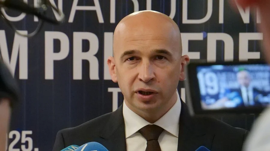 Nezir Pivić Tešanj Sajam