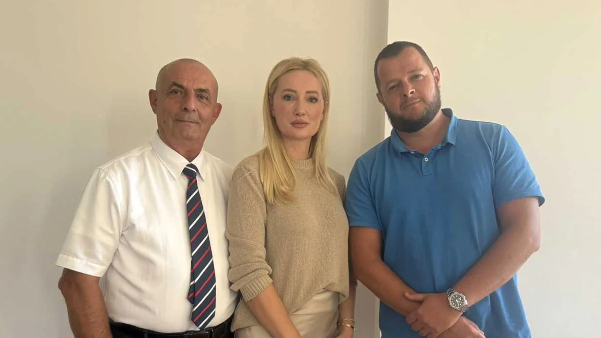 Pregovarački tim Omer Škaljo, Aida Salčinović i Tarik Zulović