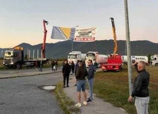 Konzorcijum Logistika BiH počeli sa protestima do ispunjenja zahtjeva (VIDEO+FOTO) Protesti Konzorcij Logistika BiH