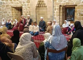 Želja Za Resulom U Sejmenskoj Džamiji U Zenici