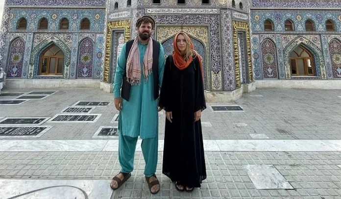 Supruga Kristijana Iličića tvrdi da je taliban repetirao kalašnjikov u nju: “Nimalo ugodna situacija”