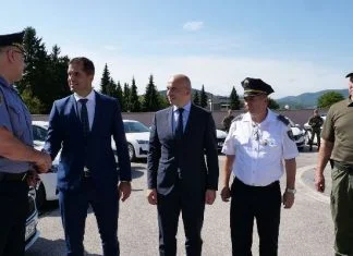 Vlada ZDK uručila nova vozila Upravi policije MUP-a (VIDEO)