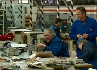 Još jedna firma u Federaciji BiH stavlja ključ u bravu, radnici na ulici Radnici