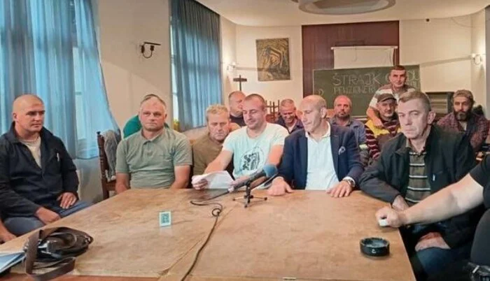 Zenicki Rudari Nastavljaju Straj