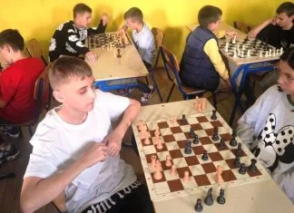 Mladi šahisti pokazali znanje: Daris Porča pobjednik školskog prvenstva u OŠ “Aleksa Šantić” Zenica (FOTO)