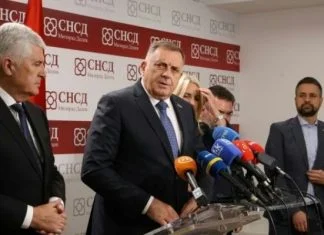Dodik: Vjerujemo da bi trajno rješenje za BiH bila podjela Federacije na dva entiteta Dodik I Čović