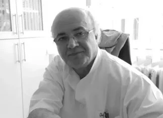 Preminuo prim. dr. Hasan Karahasan, ginekolog Kantonalne bolnice Zenica Hasan Karahasan