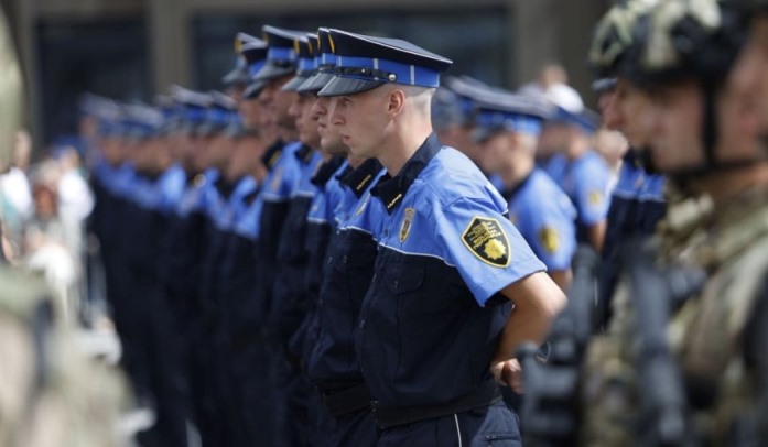 Mladi Policajci