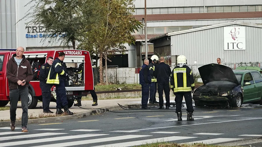 Požar Na Automobilu
