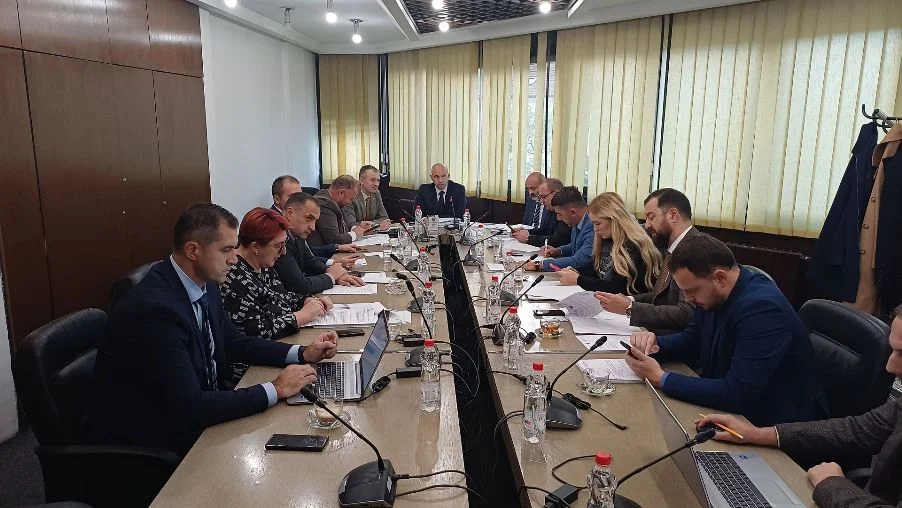 Podrška obrazovanju i nauci: Vlada ZDK odobrila nove mjere i finansiranja (VIDEO)