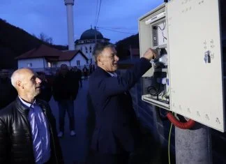Naselje Kasapovići u MZ Donje Babino dobilo javnu rasvjetu