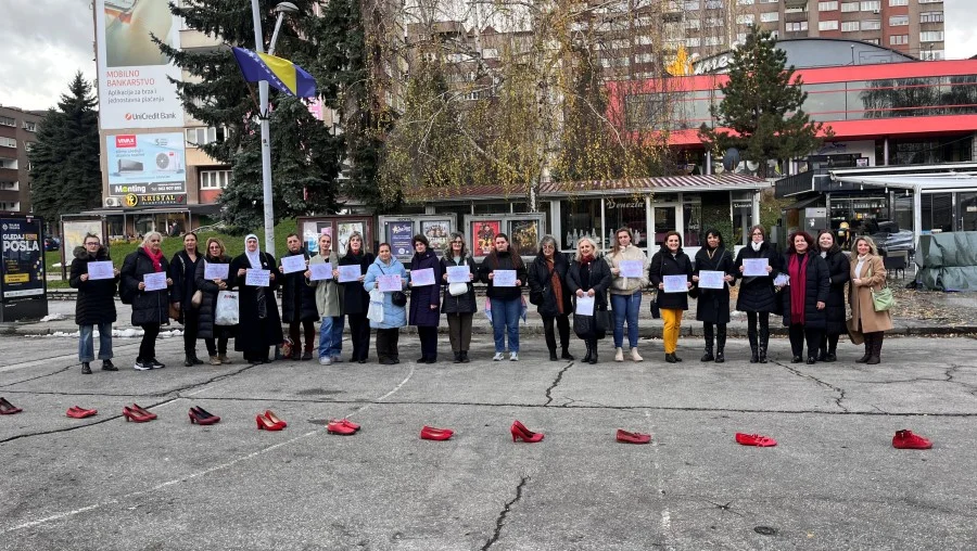 U Zenici obilježen Međunarodni dan borbe protiv nasilja nad ženama (FOTO)