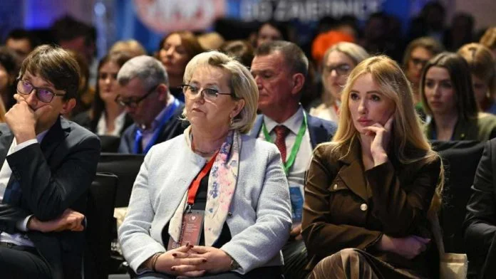 Ministrica Salčinović Prisustvovala Konferenciji Od Ordinacije Do Zajednice 2