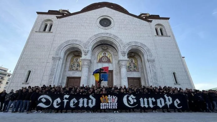 Navijaci Rumunije U Beogradu Na Putu Za Zenicu