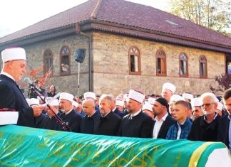 Reisul-ulema na dženazi hfz. Halilu Mehtiću: Njegova prisutnost među nama bila je blagodat Reisul Ulema Zenica