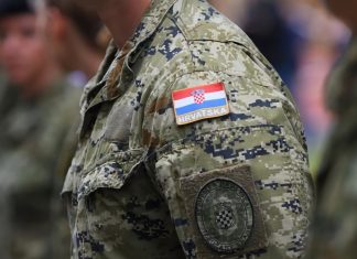 Hrvatska neće pozivati mladiće iz BiH s dvojnim državljanstvom na vojni rok Vojska Hrvatska