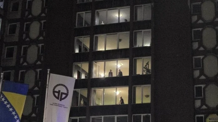 Tuzla Penzinerski Dom 061125 176