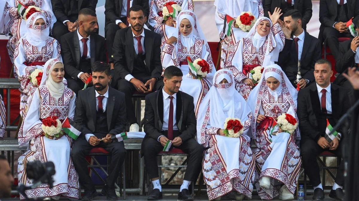 Simbol otpora: Masovno vjenčanje Palestinaca (FOTO)