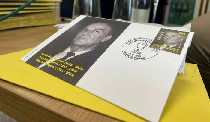 Sjeverna Makedonija odala počast Aliji Izetbegoviću, predstavila poštansku marku s likom predsjednika RBiH