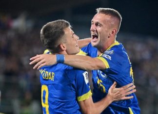 Reprezentativac BiH oduševio školarce u rodnom kraju Amar Memić