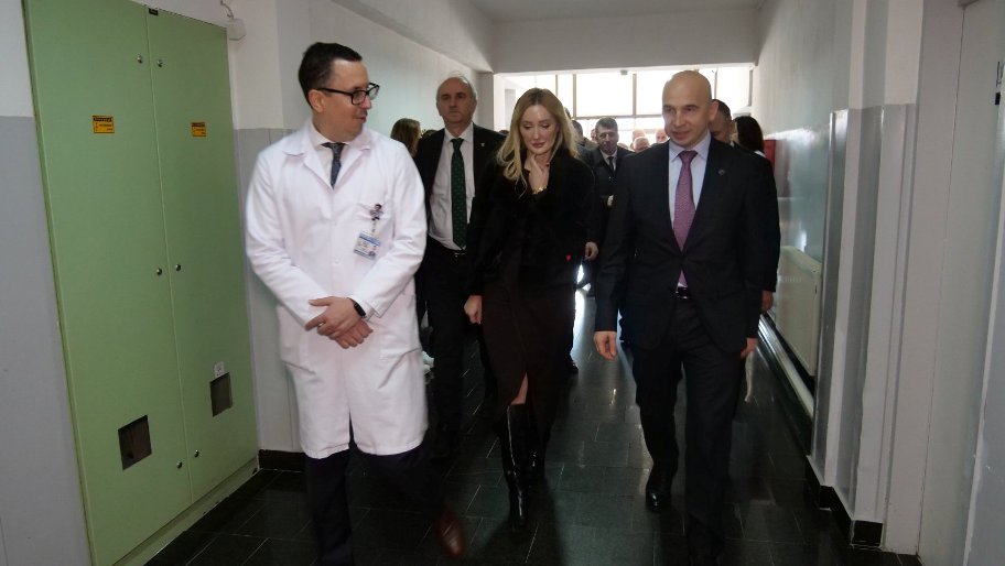 Delegacija ZDK Posjetila Opću Bolnicu U Tešnju I Najavila Jaču Podršku