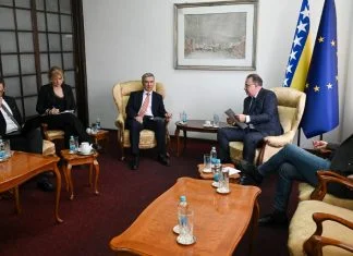 Premijer Federacije BiH Nikšić razgovarao sa šefom Misije MMF-a Nermin Nikšić MMF