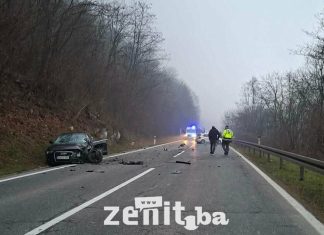 Saobraćajna nesreća na M-17 kod Jeline, učestvovalo pet putničkih vozila Saobraćajna Nesreća