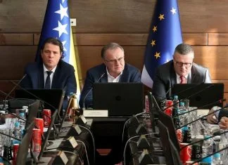 Vlada FBiH: Preko 1,3 miliona KM za uvezivanje staža radnicima rudnika u ZDK Vlada FBiH