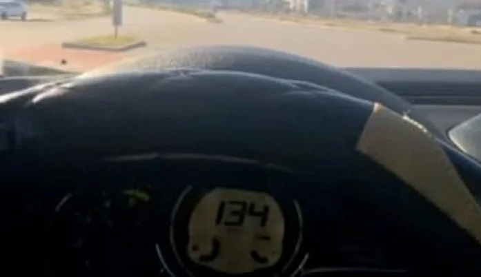 Bahata vožnja u Mostaru: Vozila 134 km/h preko Studentskog mosta (VIDEO)