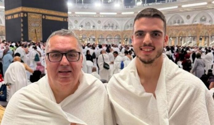 Baho Iz Mekke Prosao Sam Desetin