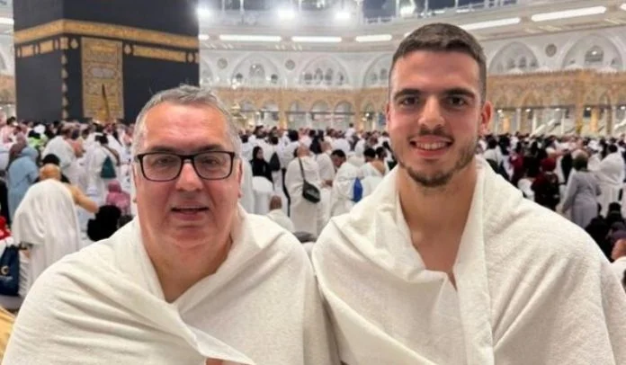 Baho Iz Mekke Prosao Sam Desetin