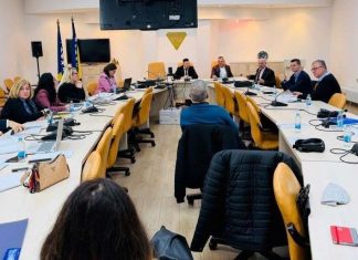 Zaposleni Porezne uprave FBiH traže povećanje plata