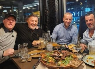 Milorad Dodik zabranio nastupe Aci Lukasu u RS-u nakon fotografije s Naserom Orićem