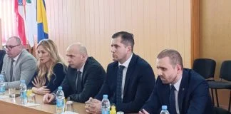 Delegacija Vlade I Skupštine 1