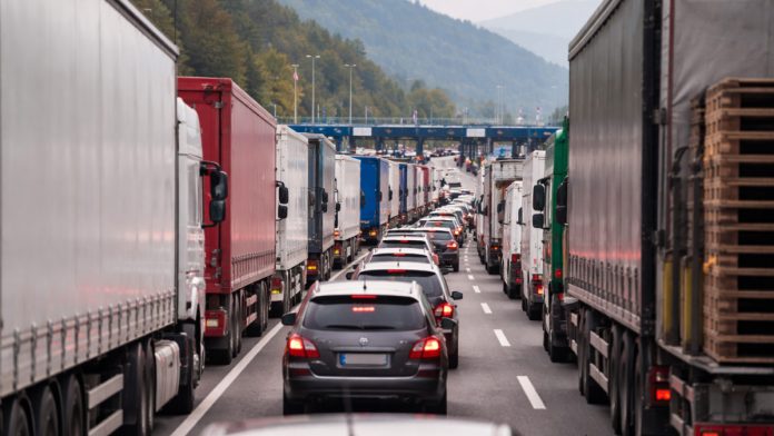 Kamioni Granicni Prelaz